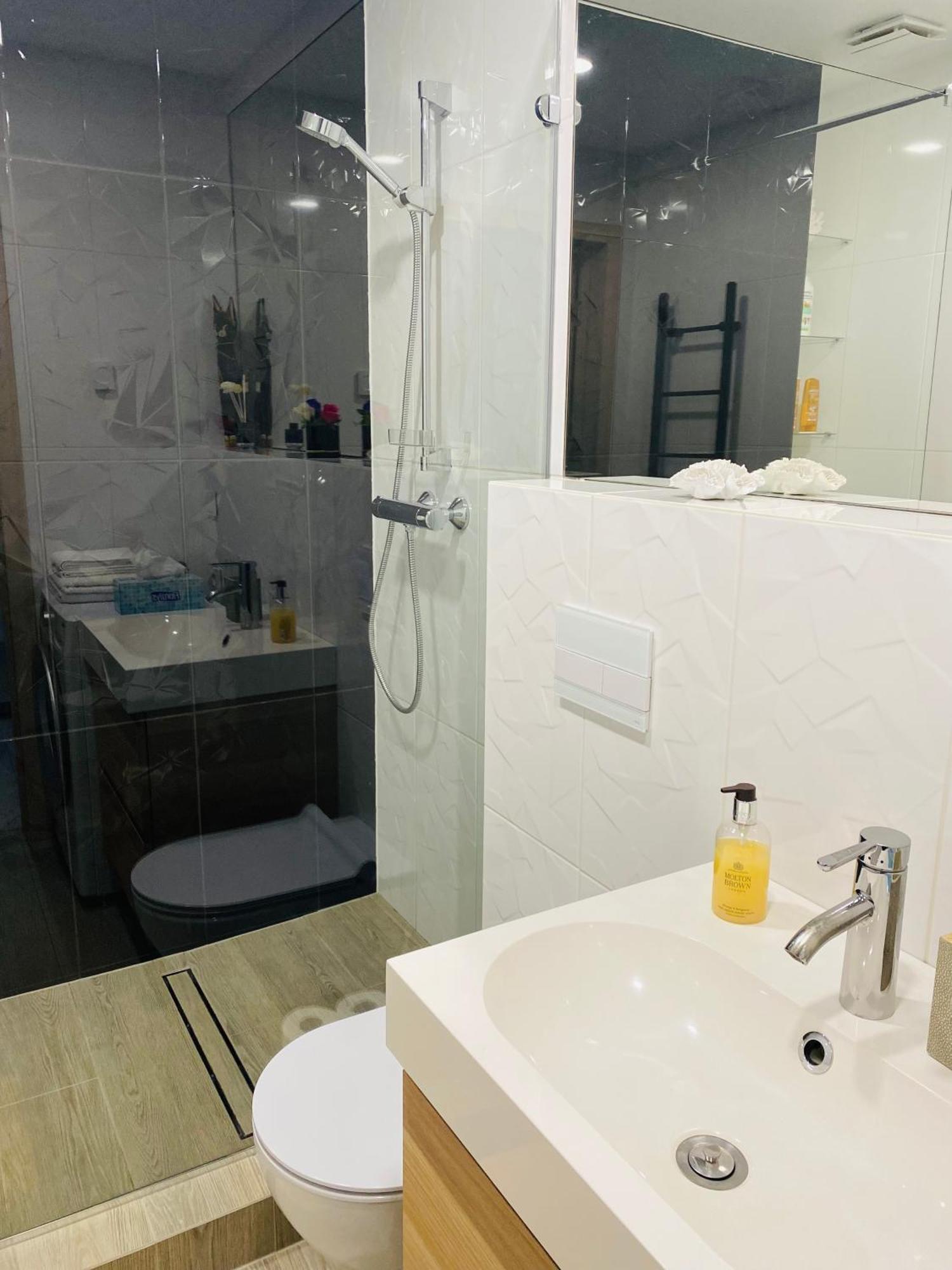 Apartments In The Center Kaunas Ngoại thất bức ảnh